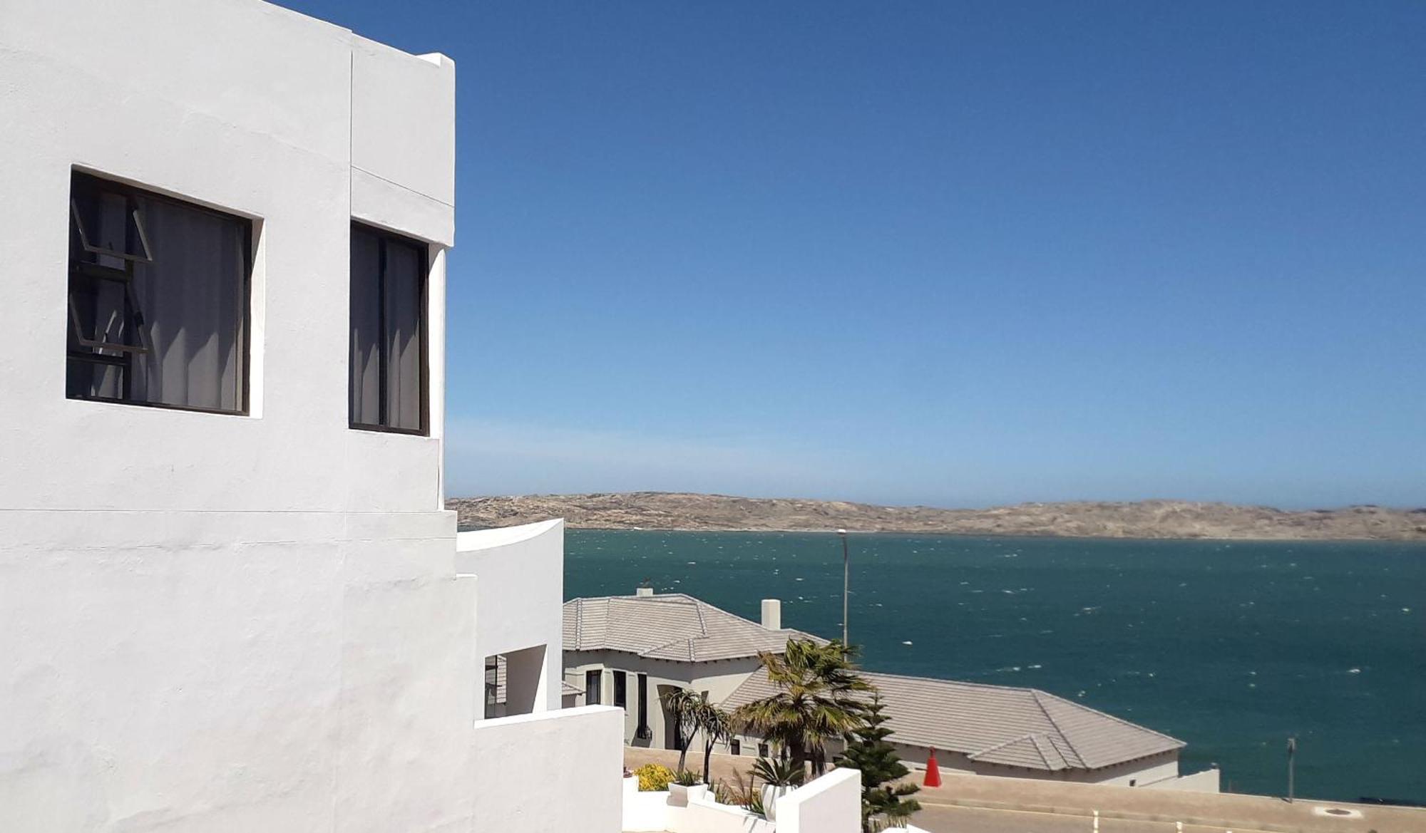 Shark Island Guesthouse Lüderitz 外观 照片